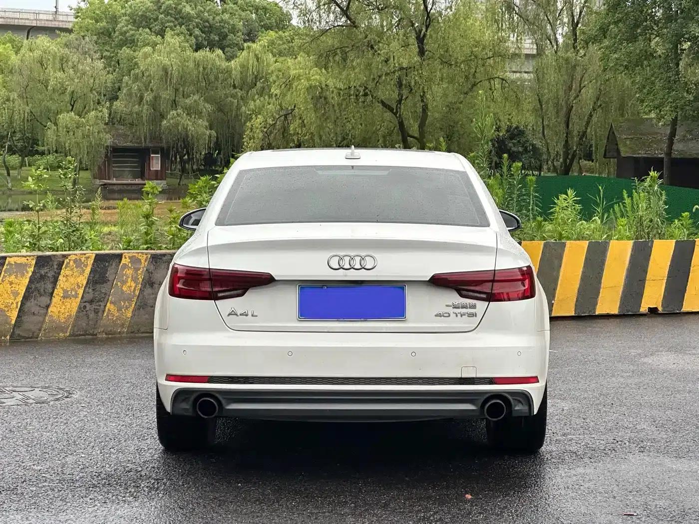 Audi A4L 2018 30th Anniversary Edition 40 TFSI Fashion Model — миниатюра 6