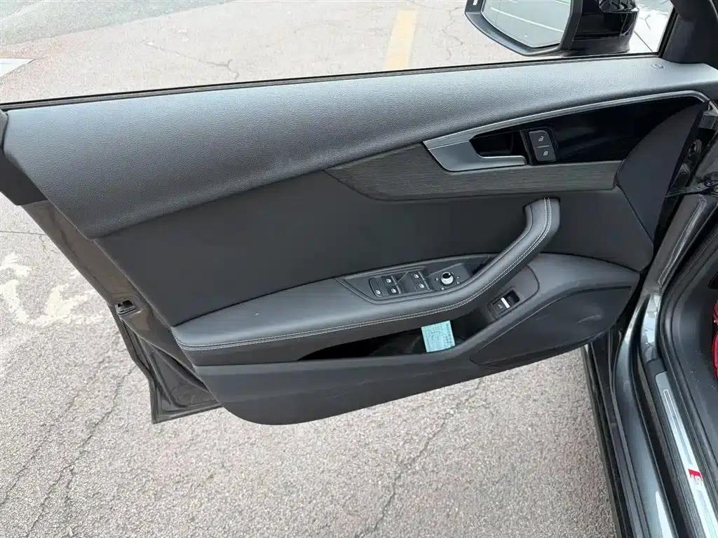 Audi A4L 2023 40 TFSI Luxury Dynamic — миниатюра 6