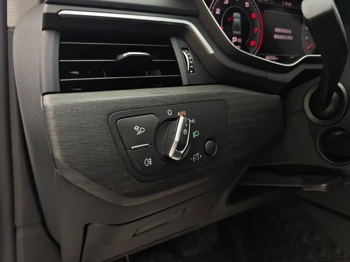 Audi A4L 2022 40 TFSI Luxury Elegance — миниатюра 16