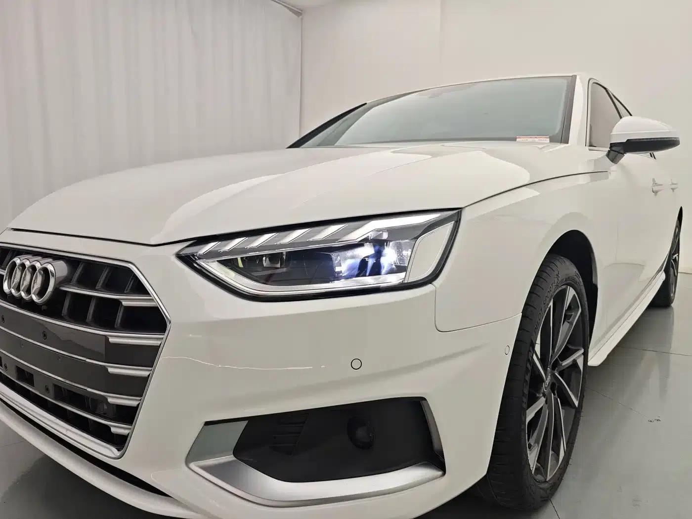 Audi A4L 2022 40 TFSI Luxury Elegance — миниатюра 9