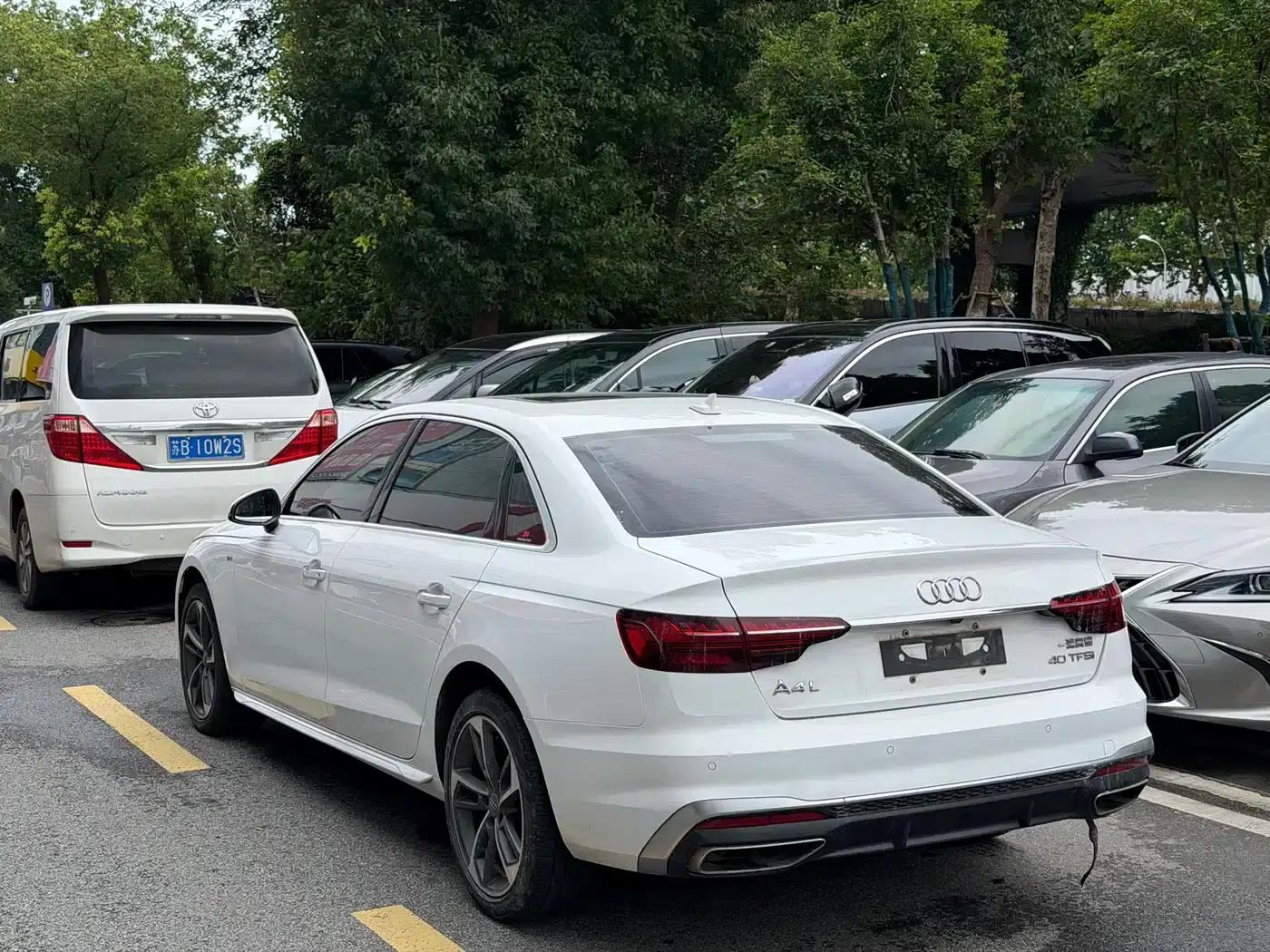 Audi A4L 2022 40 TFSI Fashion Dynamic Edition — миниатюра 7