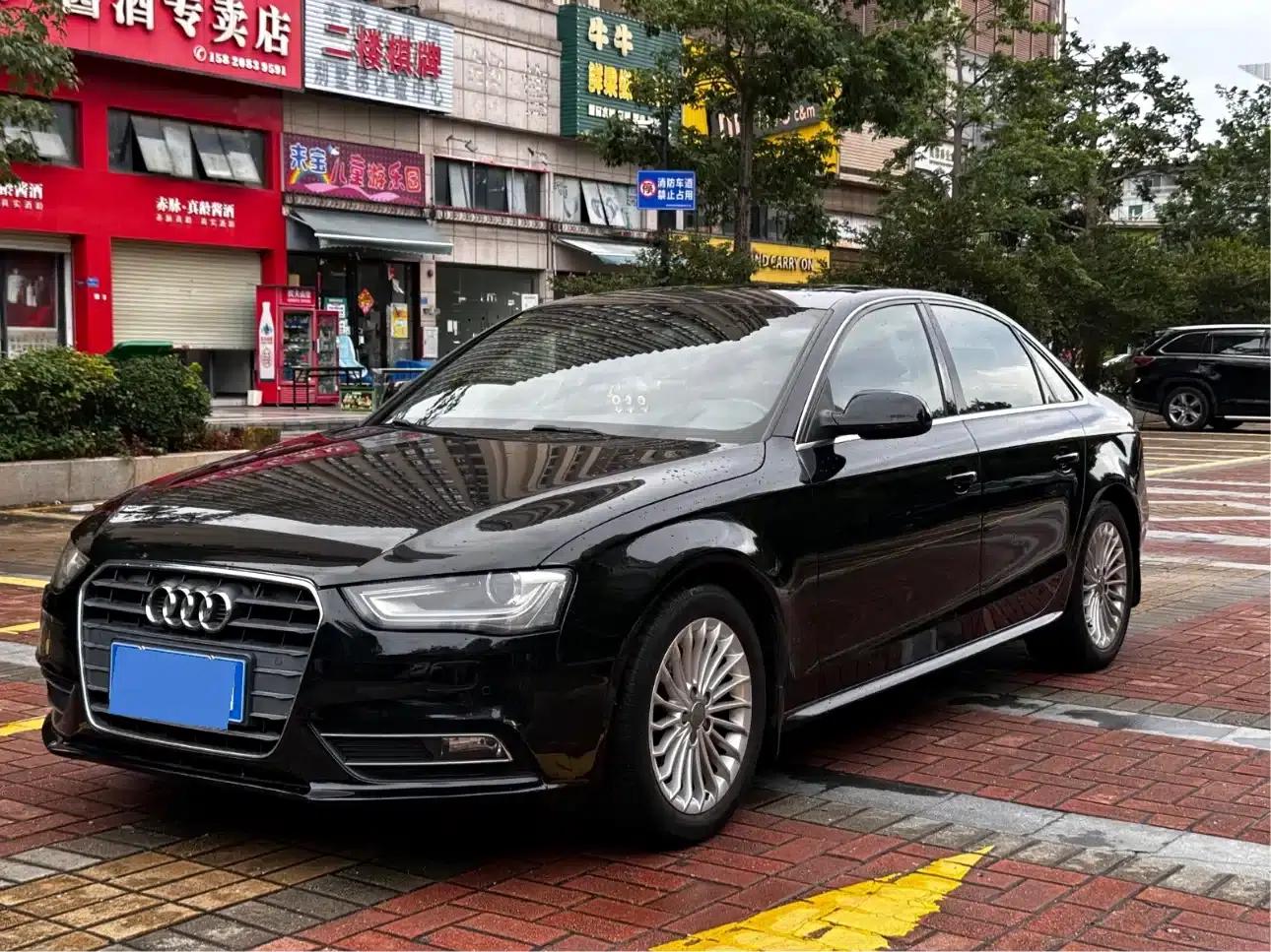 Audi A4L 2013 35 TFSI Automatic Technology Edition — миниатюра 2