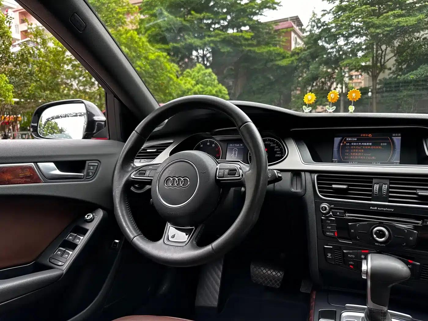 Audi A4L 2013 35 TFSI Automatic Technology Edition — миниатюра 17