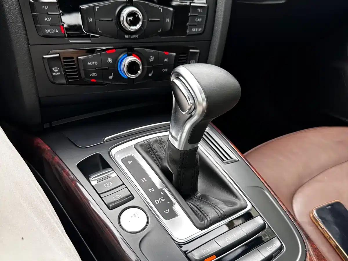 Audi A4L 2013 35 TFSI Automatic Technology Edition — миниатюра 28