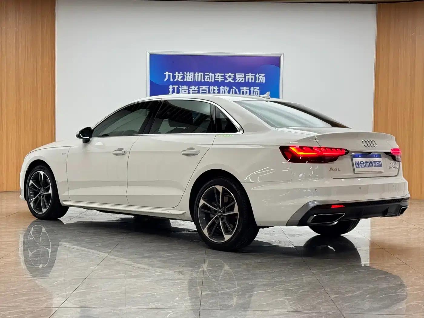 Audi A4L 2022 40 TFSI Fashion Dynamic Edition — миниатюра 7