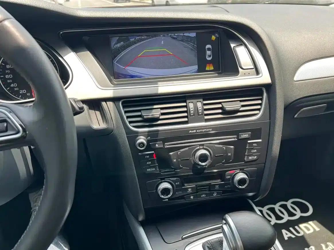 Audi A4L 2016 35 TFSI Classic Edition Automatic Standard Model — миниатюра 4