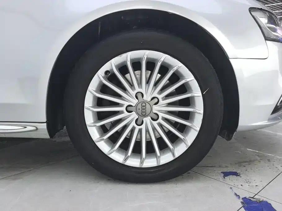 Audi A4L 2016 35 TFSI Automatic Technology Edition — миниатюра 6