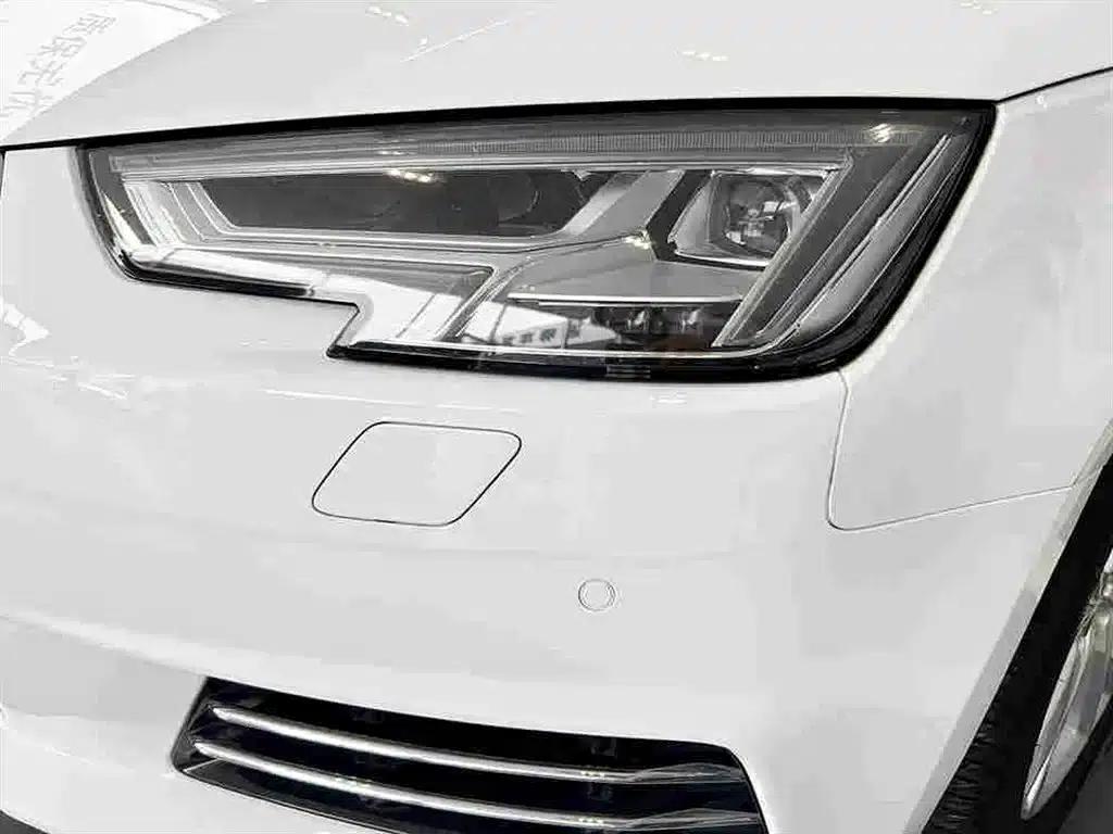 Audi A4L 2018 30th Anniversary Edition 40 TFSI Progressive — миниатюра 15