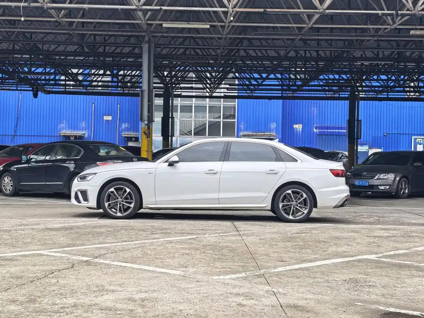Audi A4L 2020 40 TFSI Fashion Elegance — миниатюра 2