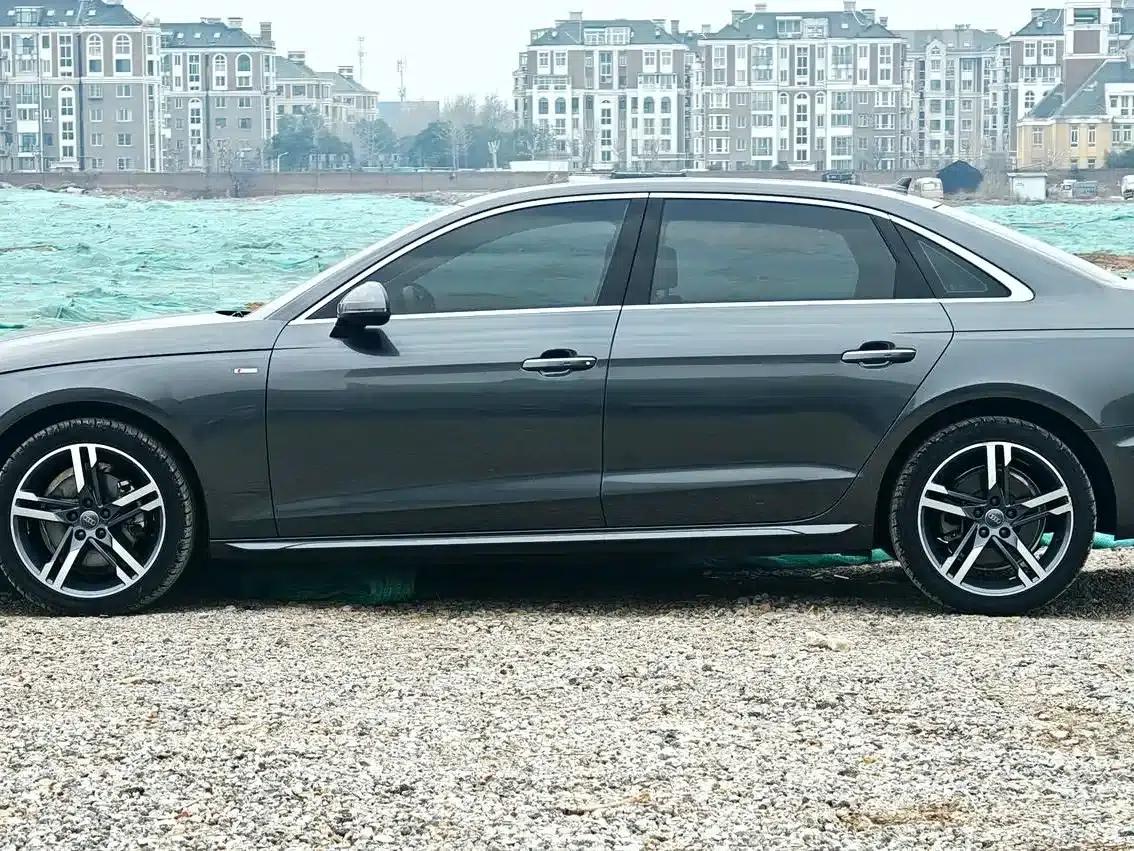 Audi A4L 2022 40 TFSI Luxury Dynamic — миниатюра 2