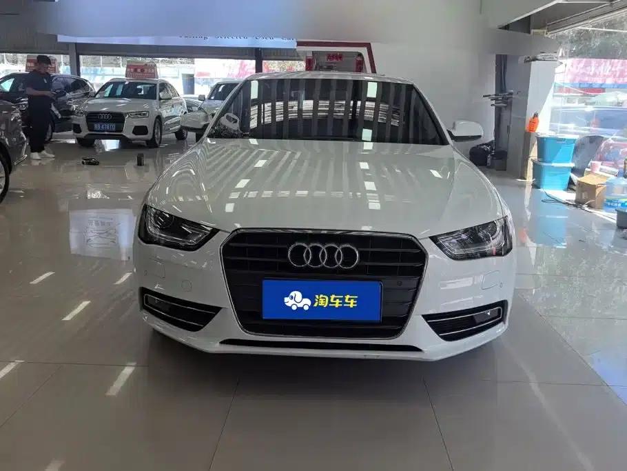 Audi A4L 2015 35 TFSI Automatic Comfort — миниатюра 2