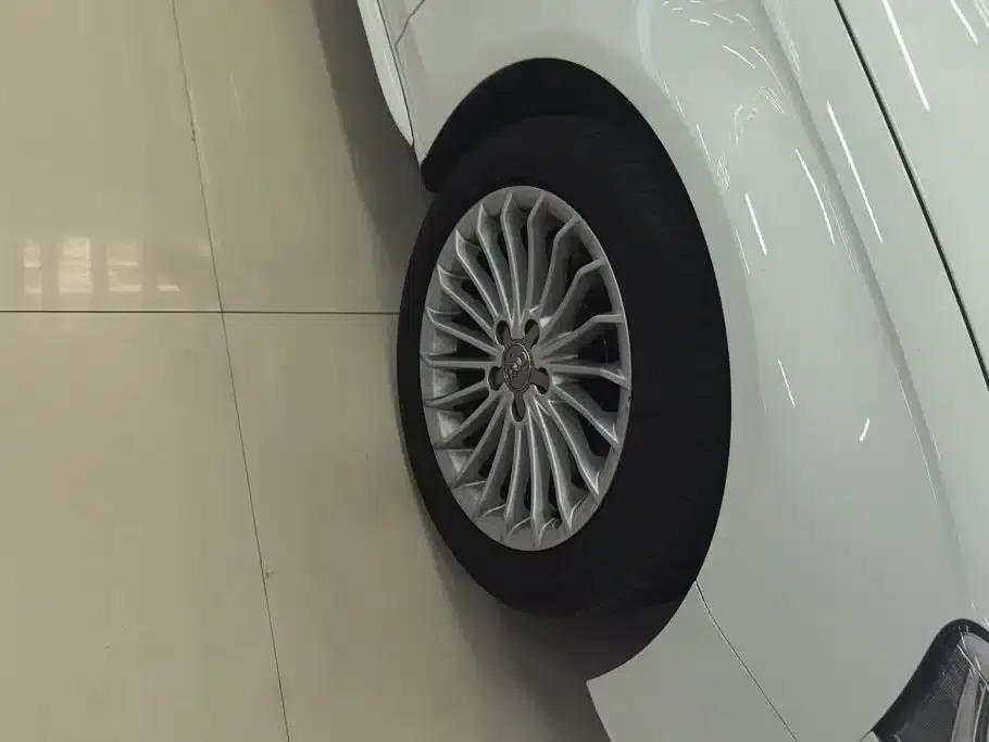 Audi A4L 2015 35 TFSI Automatic Comfort — миниатюра 6