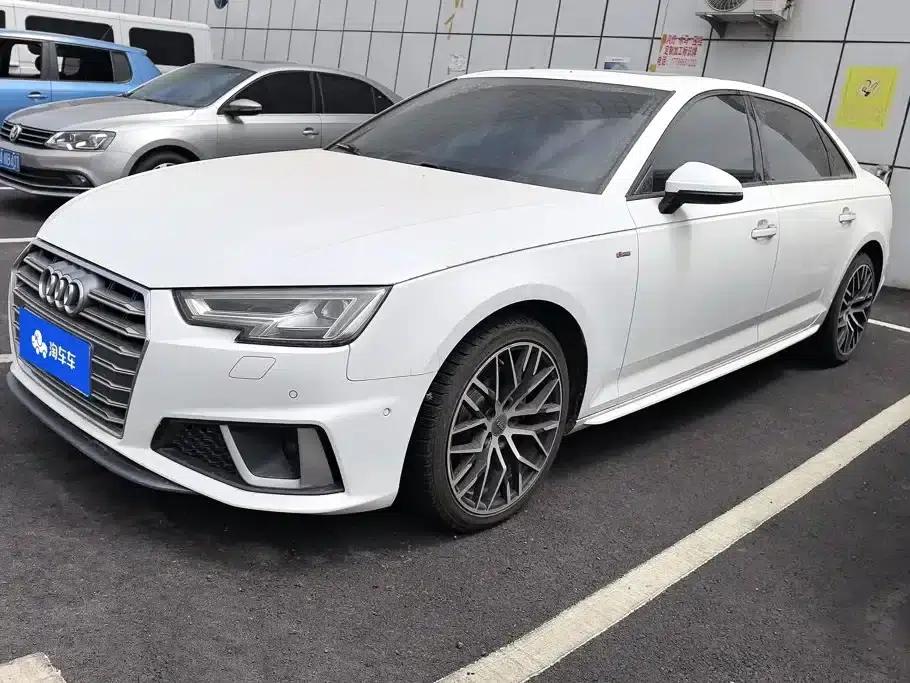 Audi A4L 2019 40 TFSI Fashion Edition (National V Emission Standard) — миниатюра 1