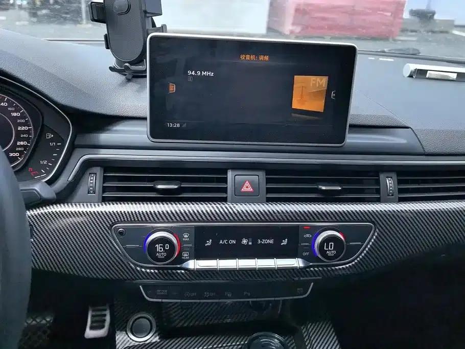 Audi A4L 2019 40 TFSI Fashion Edition (National V Emission Standard) — миниатюра 13