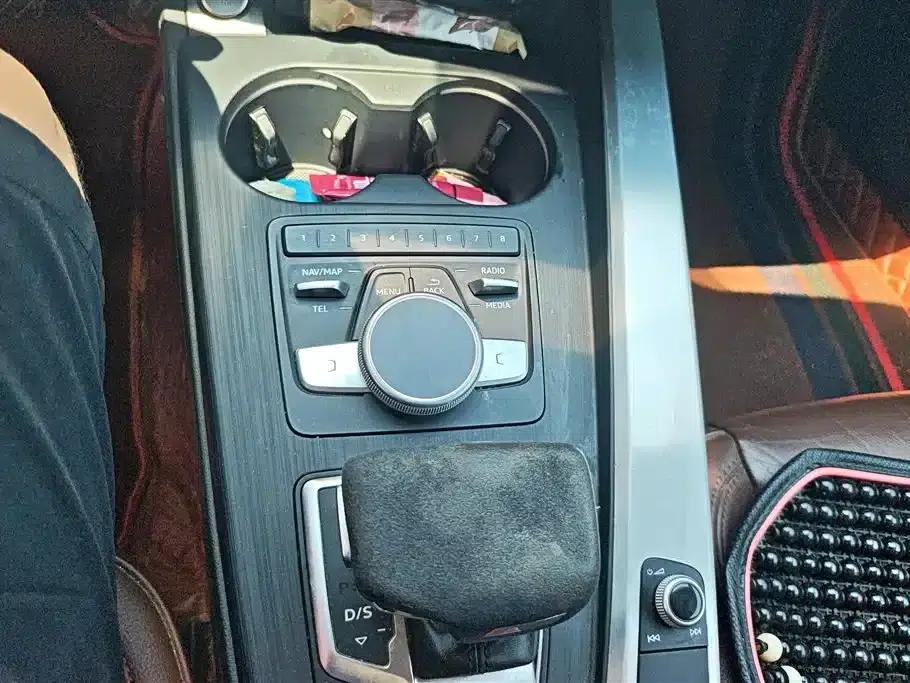 Audi A4L 2019 40 TFSI Fashion Edition (National V Emission Standard) — миниатюра 15