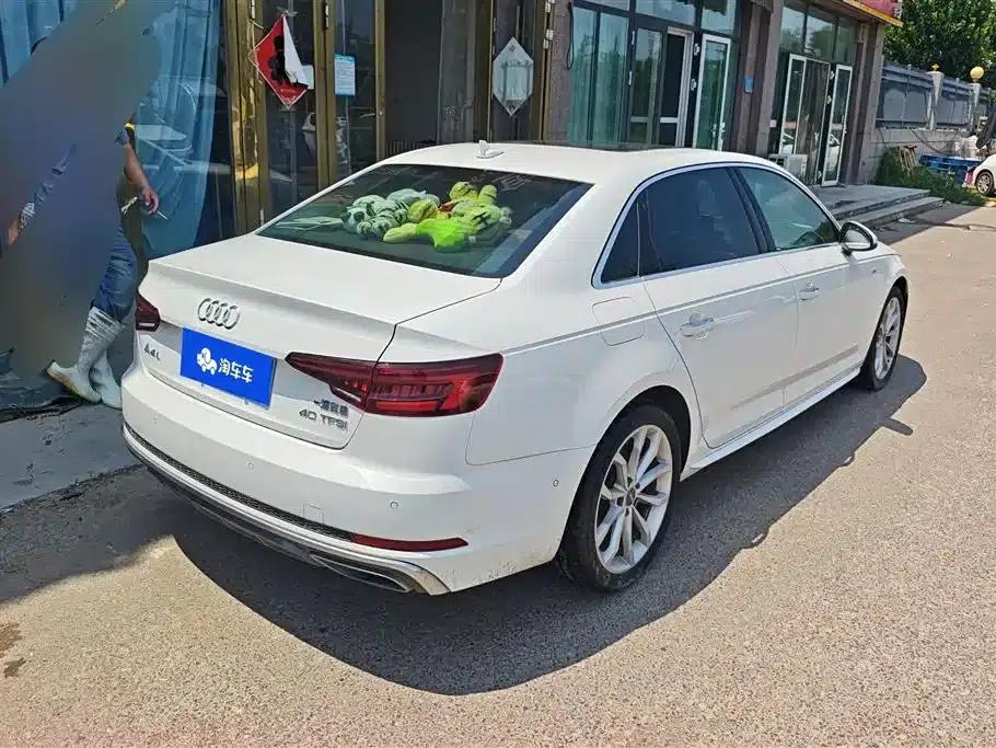 Audi A4L 2019 40 TFSI Fashion Edition (National V Emission Standard) — миниатюра 3