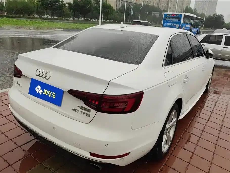 Audi A4L 2018 30th Anniversary Edition 40 TFSI Progressive — миниатюра 3