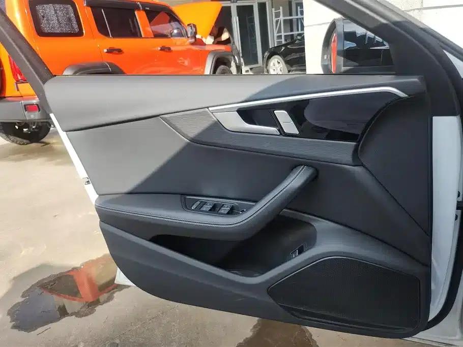 Audi A4L 2024 40 TFSI Luxury Dynamic — миниатюра 7