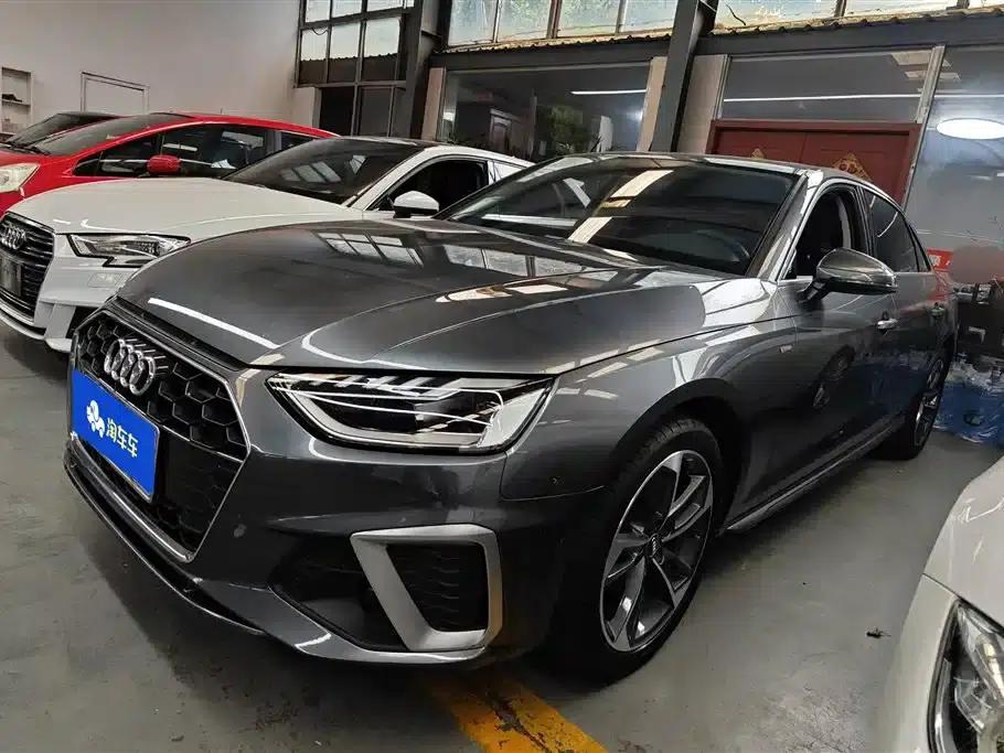 Audi A4L 2020 40 TFSI Fashion Dynamic Edition — миниатюра 1