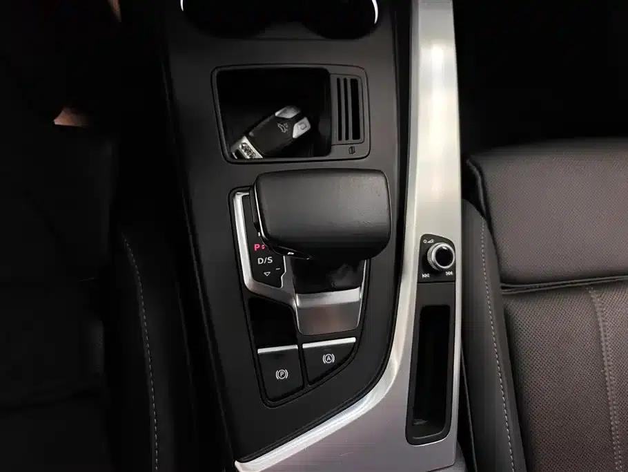 Audi A4L 2020 40 TFSI Fashion Dynamic Edition — миниатюра 16