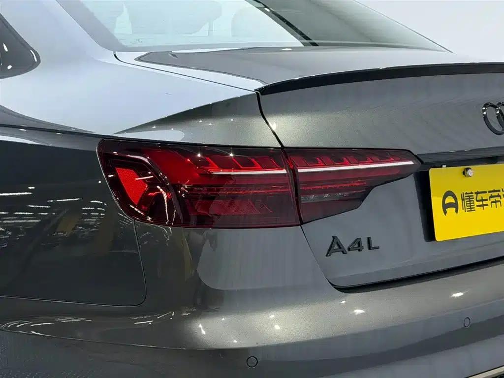 2024 Audi A4L 40 TFSI quattro RS Package (Sports Edition) — миниатюра 11