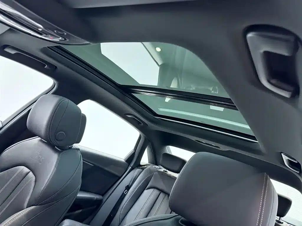 2024 Audi A4L 40 TFSI quattro RS Package (Sports Edition) — миниатюра 8