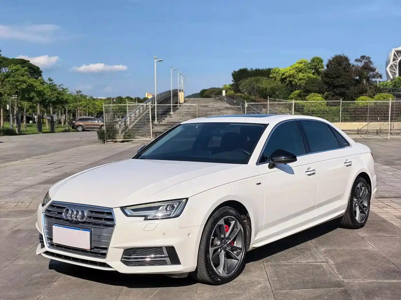 Audi A4L 2018 30th Anniversary Edition 40 TFSI Sport — миниатюра 1