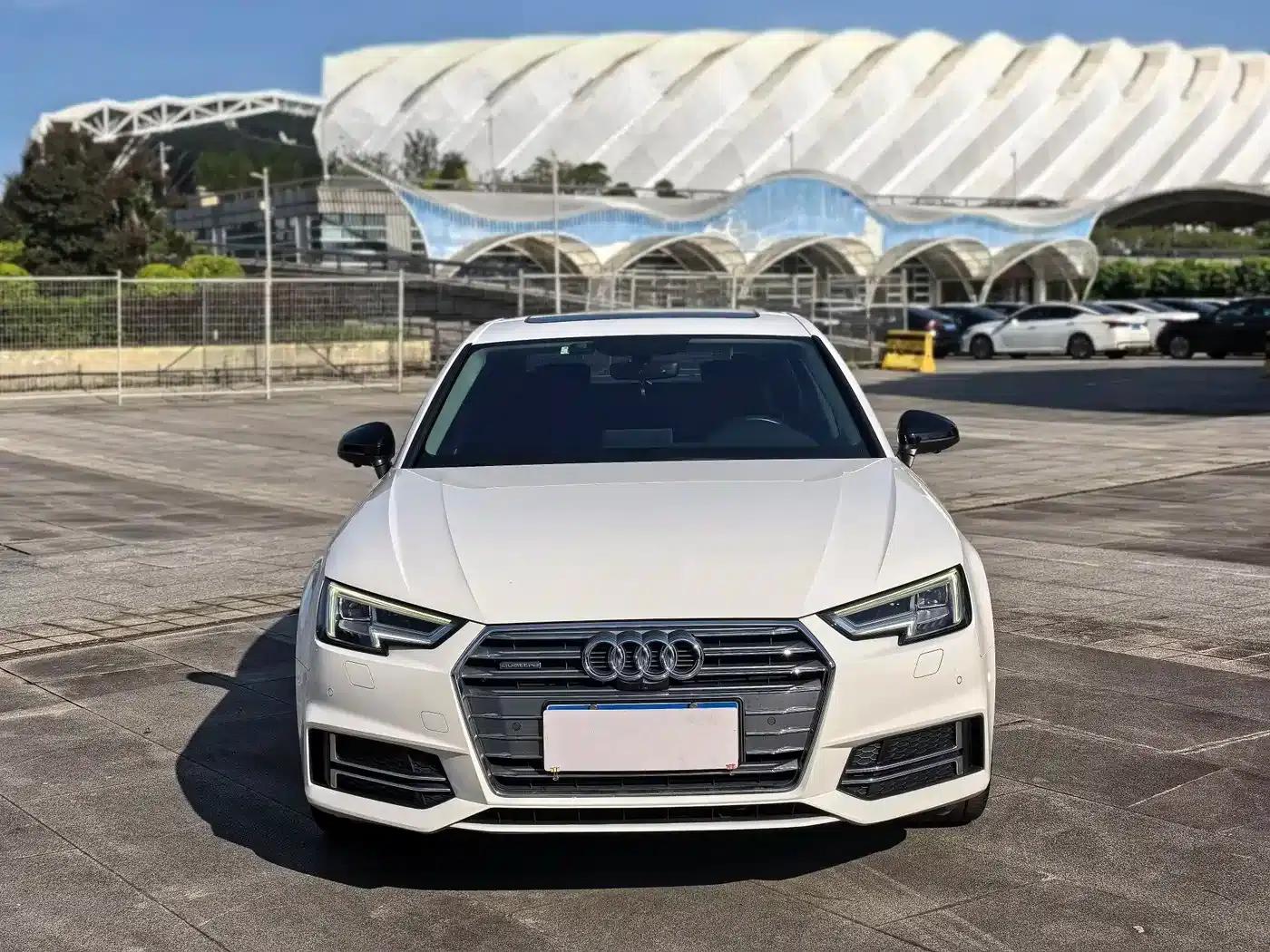 Audi A4L 2018 30th Anniversary Edition 40 TFSI Sport — миниатюра 2