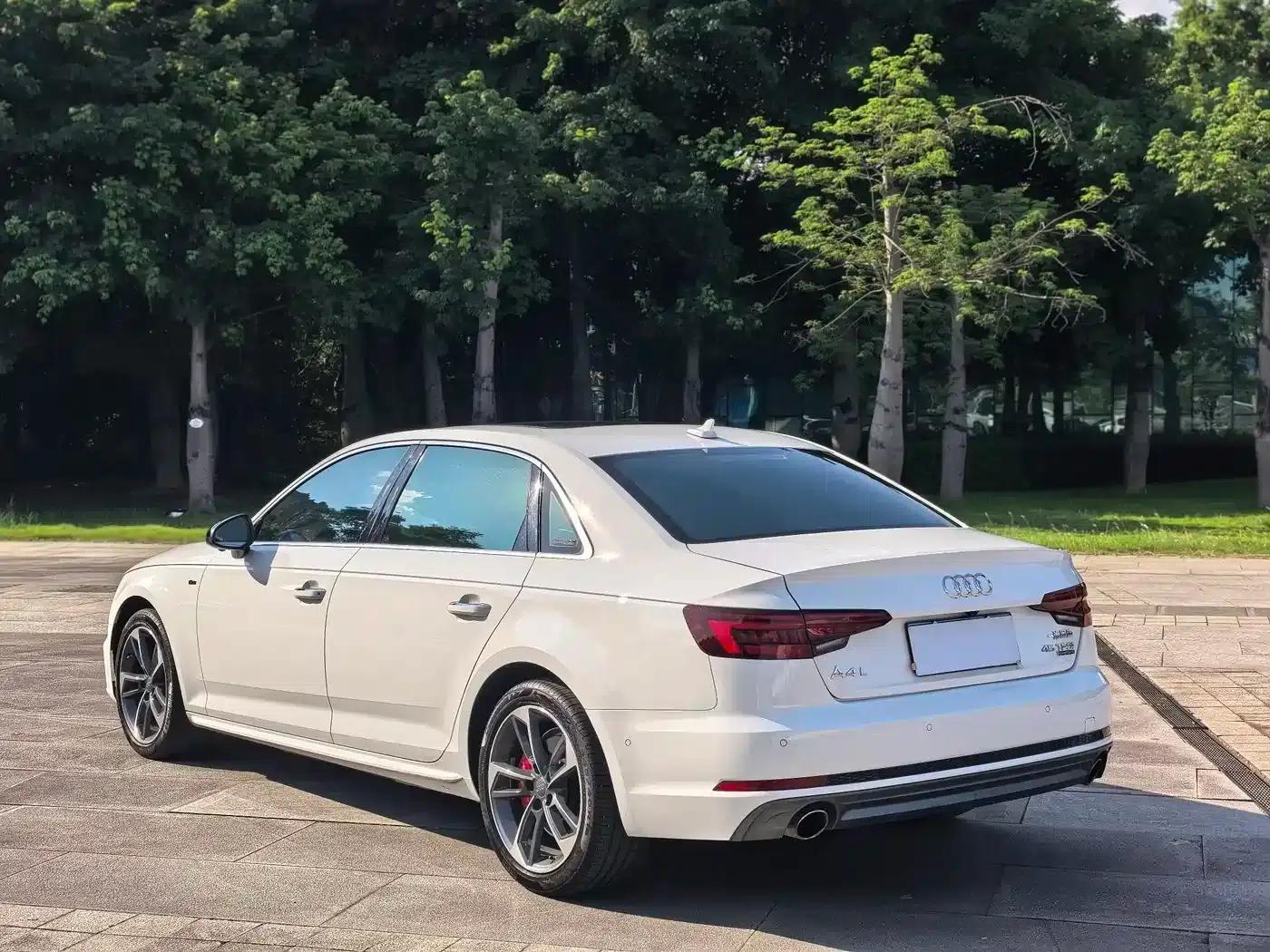 Audi A4L 2018 30th Anniversary Edition 40 TFSI Sport — миниатюра 5
