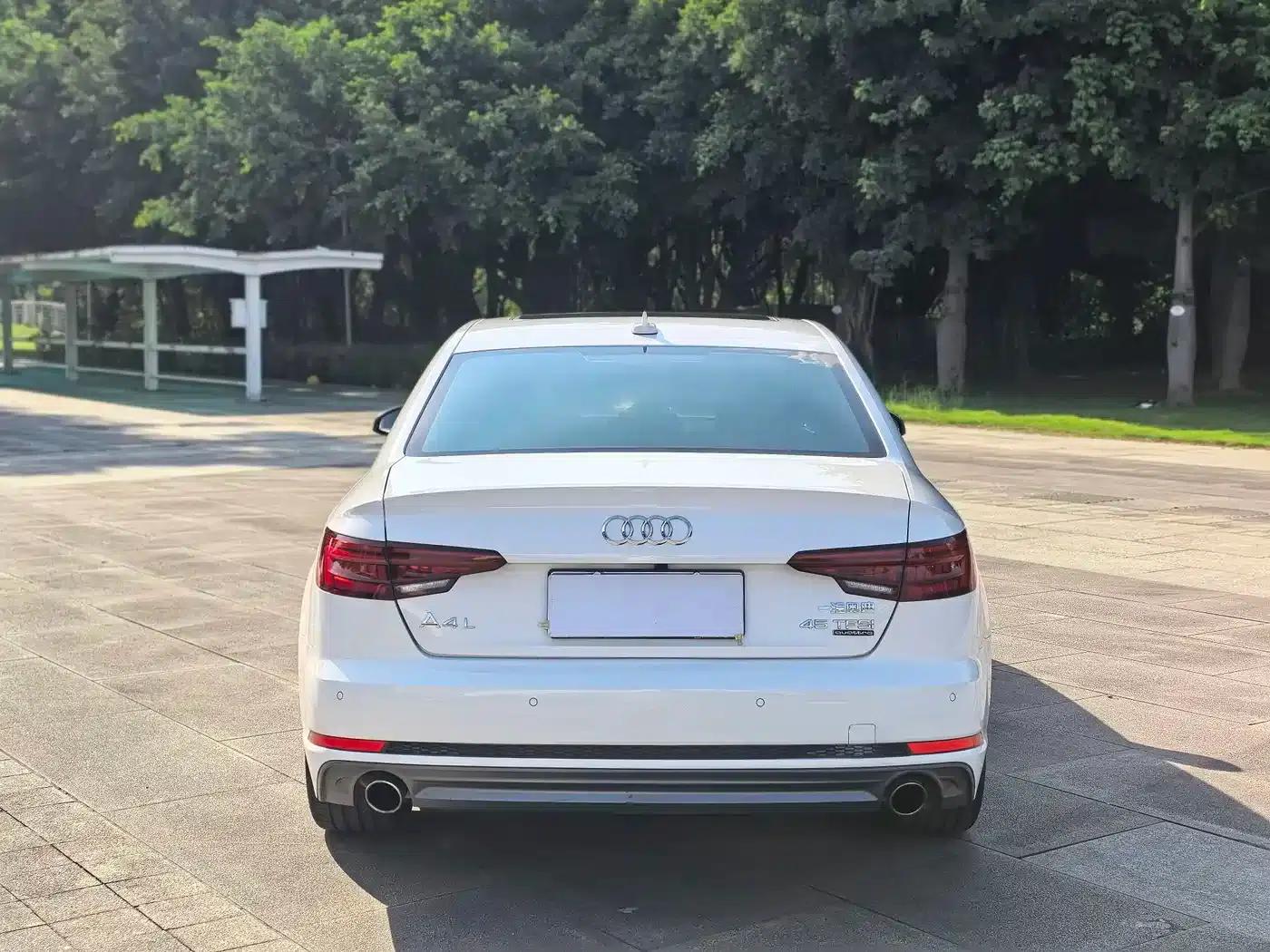 Audi A4L 2018 30th Anniversary Edition 40 TFSI Sport — миниатюра 6