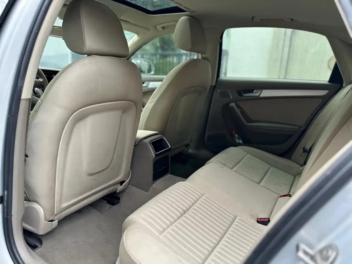 Audi A4L 2011 2.0 TFSI Standard Edition — миниатюра 11