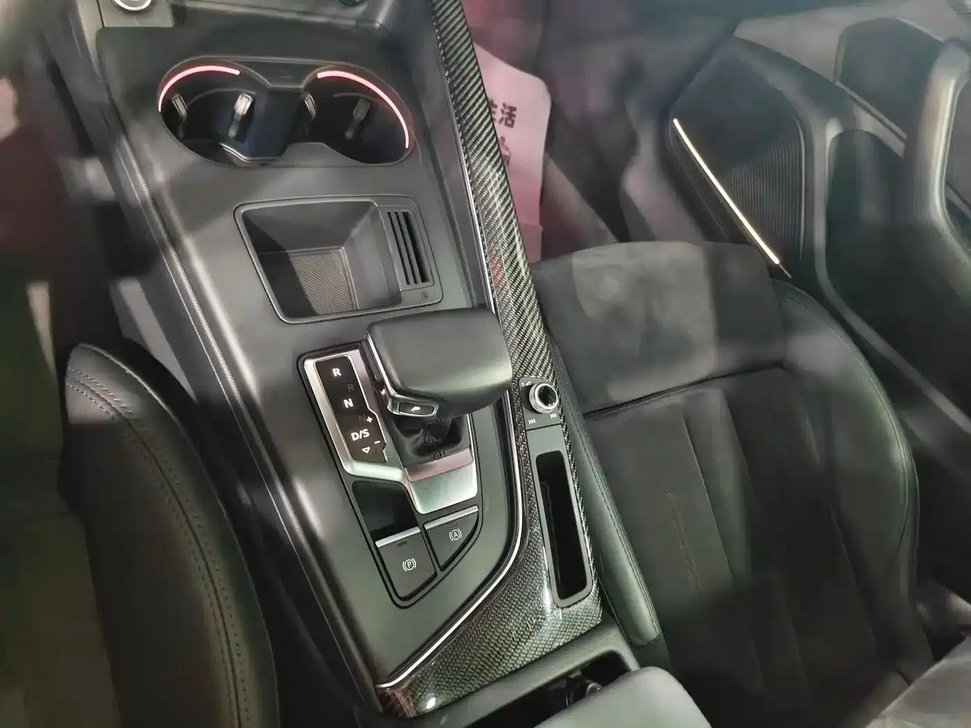 Audi A4L 2022 45 TFSI quattro Premium Dynamic Edition — миниатюра 8