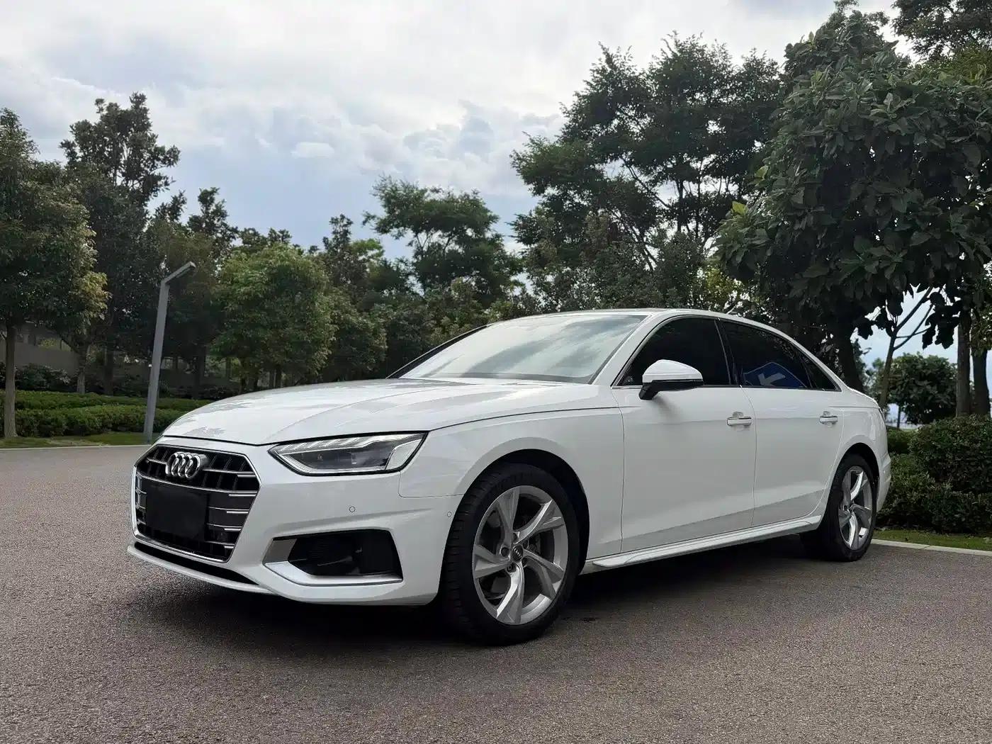 Audi A4L 2020 40 TFSI Luxury Elegance — миниатюра 1