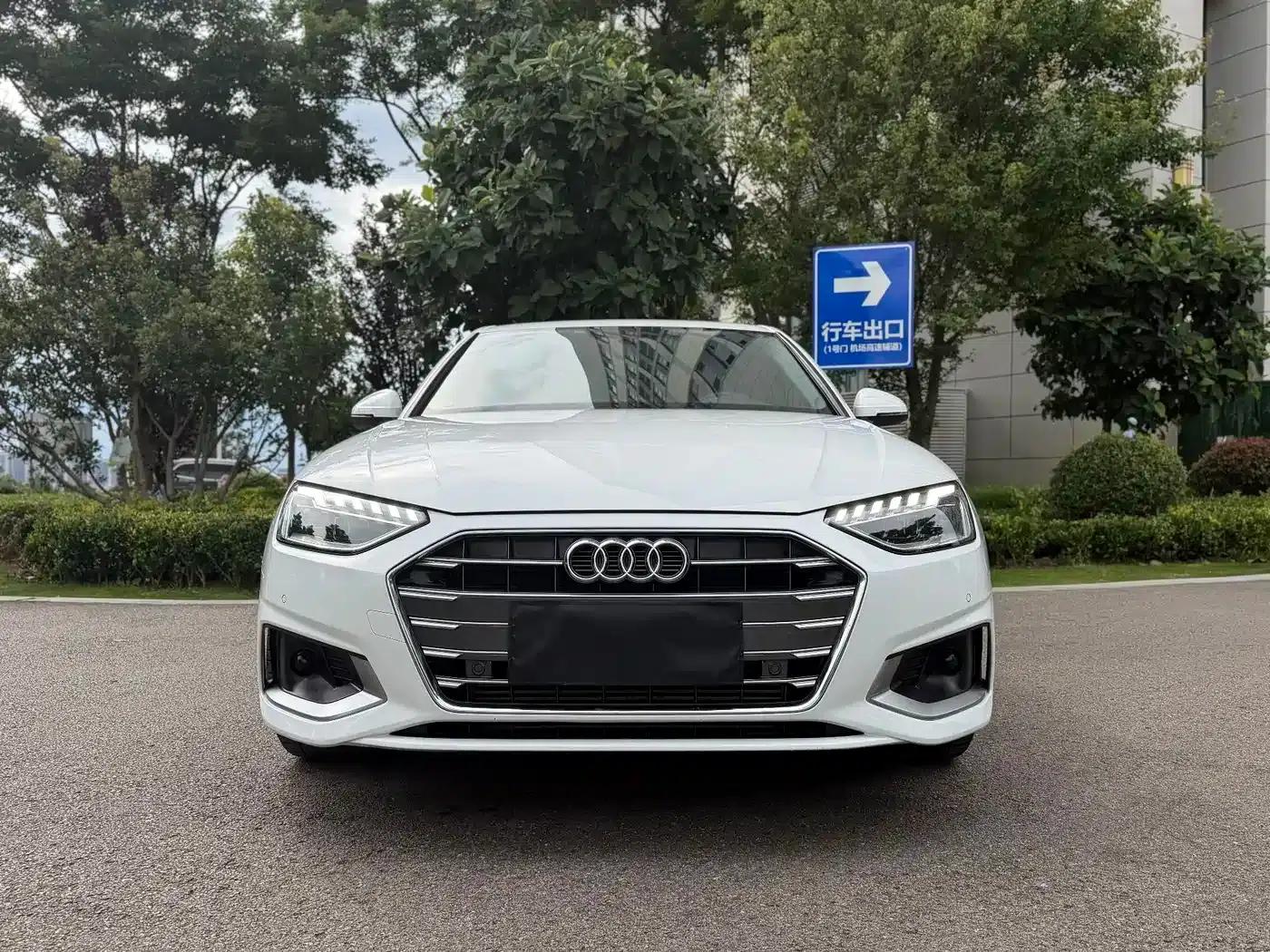 Audi A4L 2020 40 TFSI Luxury Elegance — миниатюра 2
