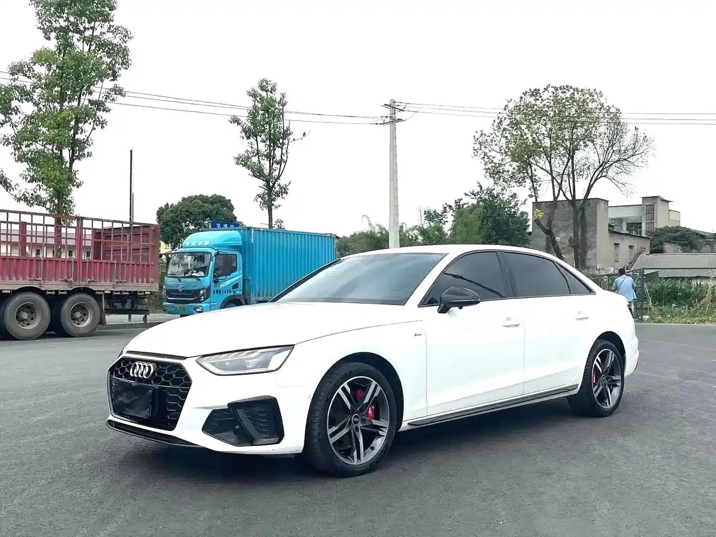 Audi A4L 2023 40 TFSI Luxury Dynamic — миниатюра 1