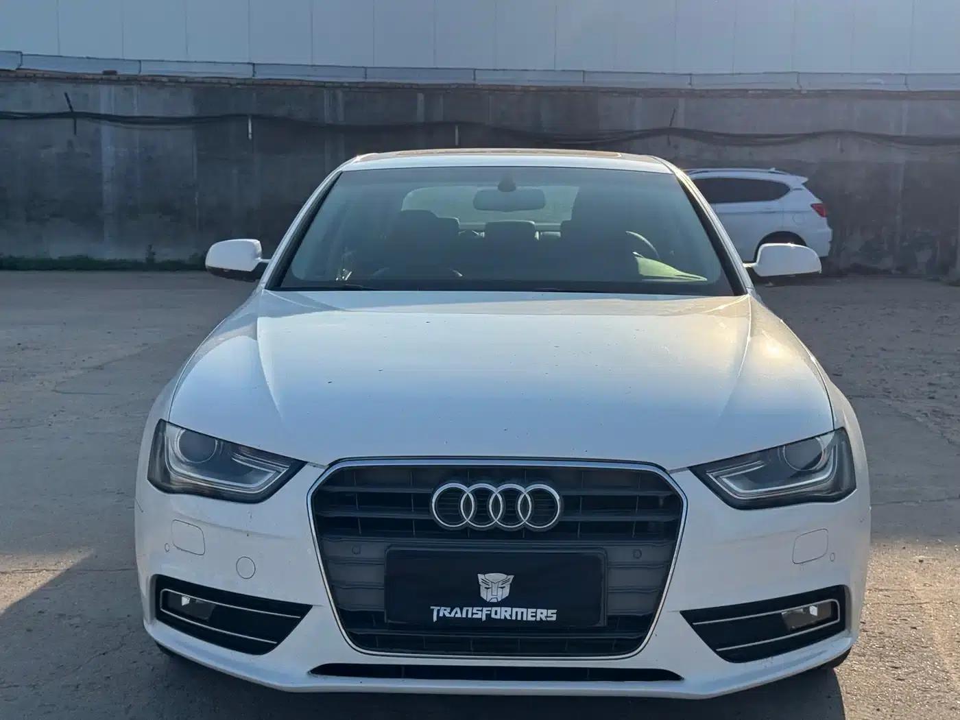 Audi A4L 2015 35 TFSI Automatic Standard Edition — миниатюра 2