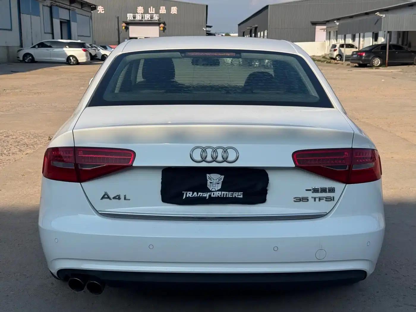 Audi A4L 2015 35 TFSI Automatic Standard Edition — миниатюра 9