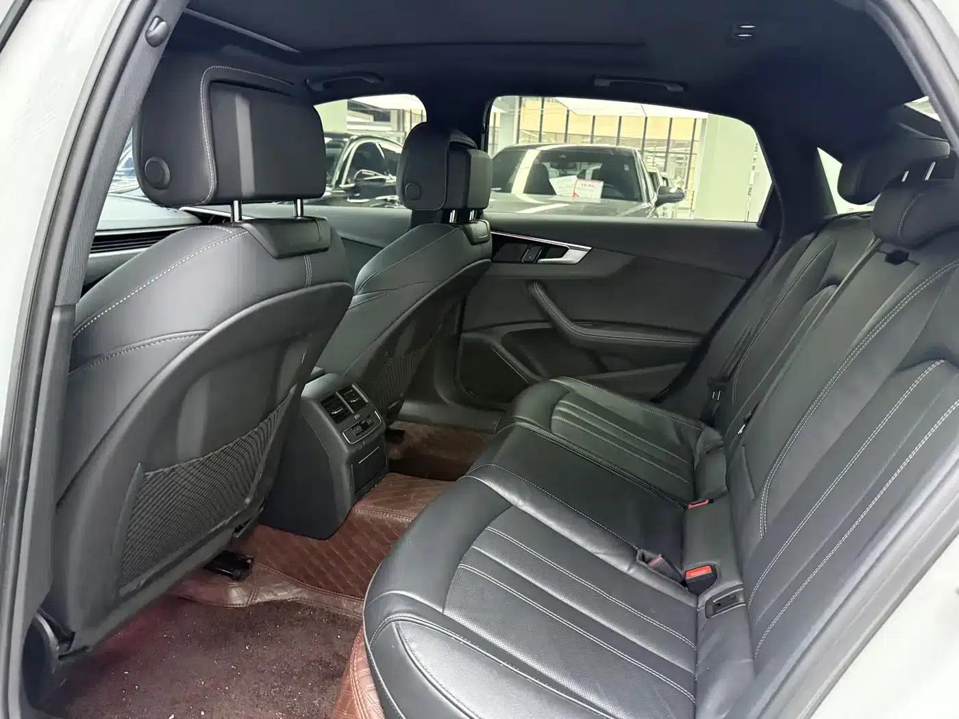 Audi A4L 2023 40 TFSI Fashion Dynamic Edition — миниатюра 16