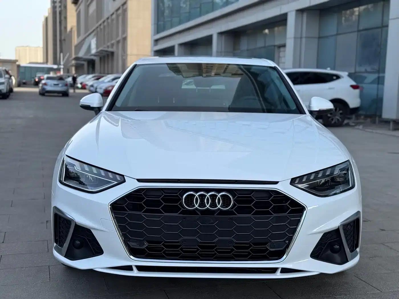 Audi A4L 2020 40 TFSI Fashion Dynamic Edition — миниатюра 2
