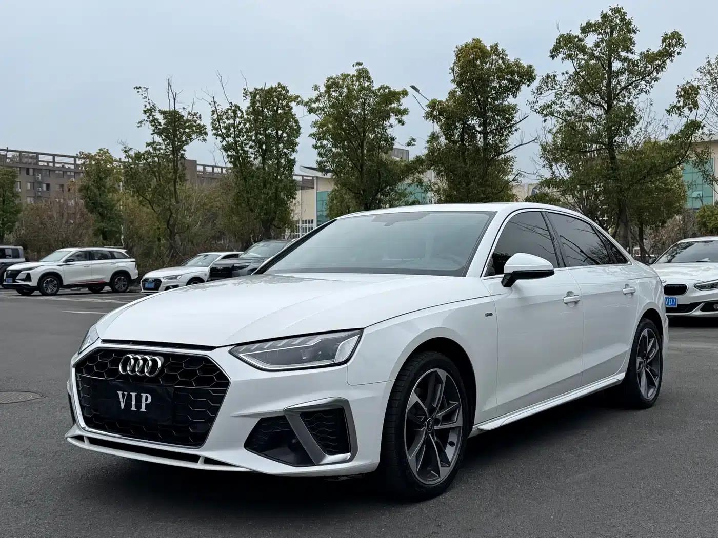 Audi A4L 2024 40 TFSI Fashion Dynamic Edition — миниатюра 1