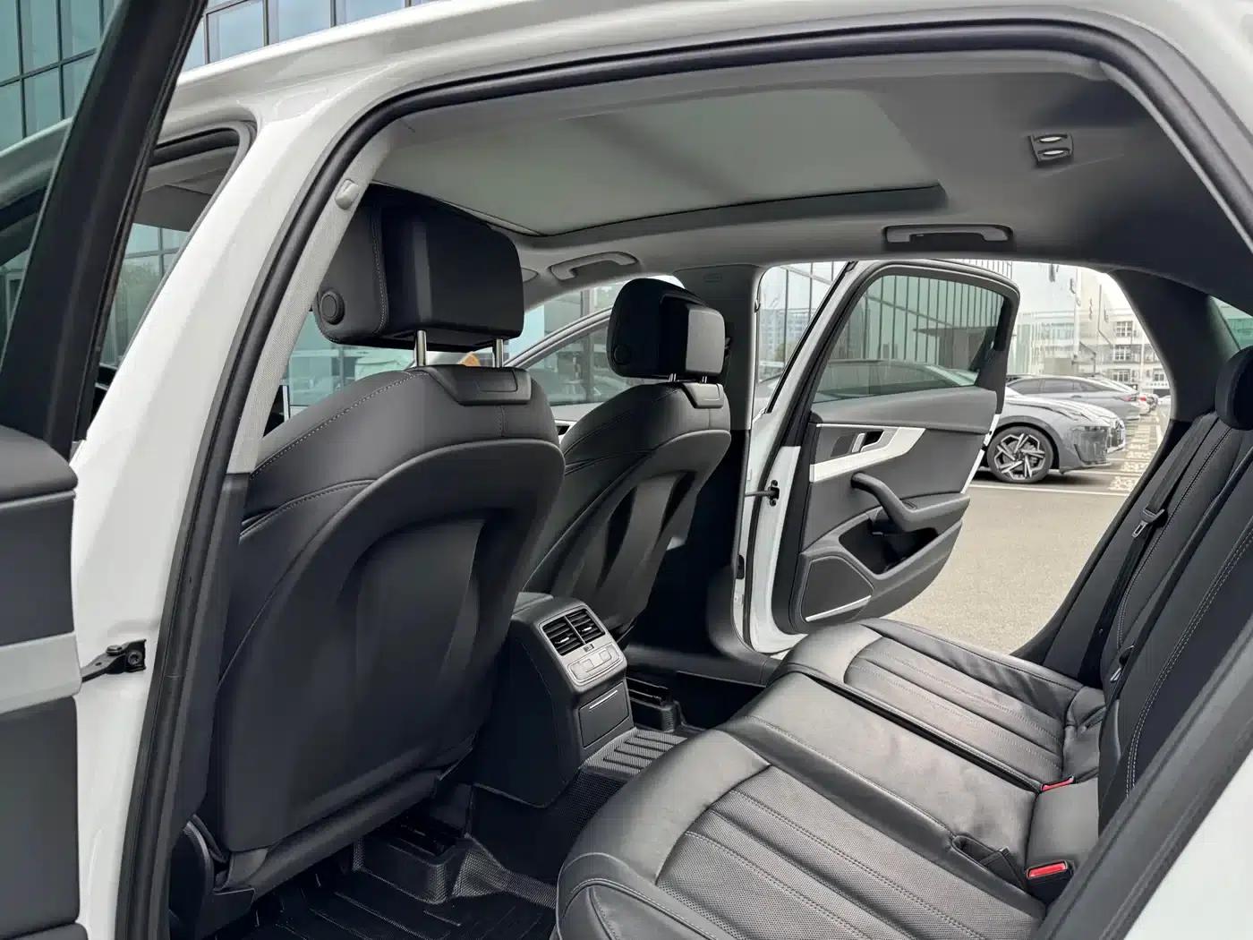 Audi A4L 2024 40 TFSI Fashion Dynamic Edition — миниатюра 11