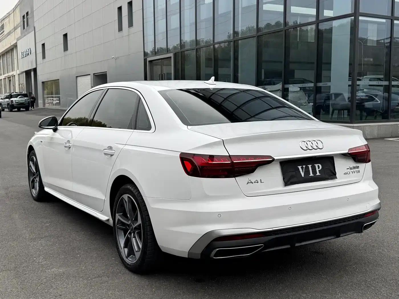 Audi A4L 2024 40 TFSI Fashion Dynamic Edition — миниатюра 18