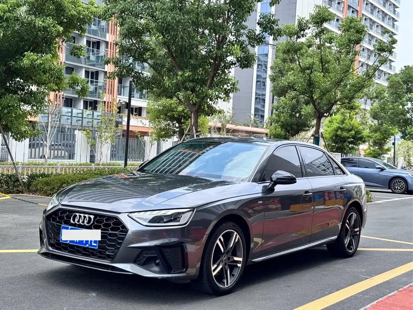 Audi A4L 2023 40 TFSI Fashion Dynamic Edition — миниатюра 1