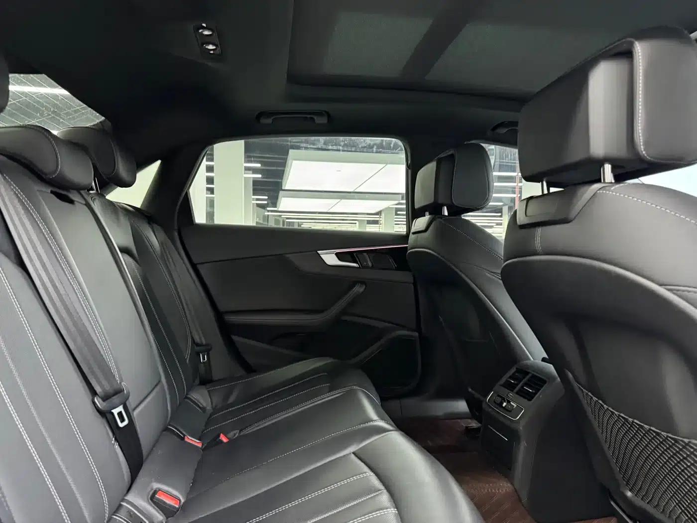 Audi A4L 2023 40 TFSI Fashion Dynamic Edition — миниатюра 19