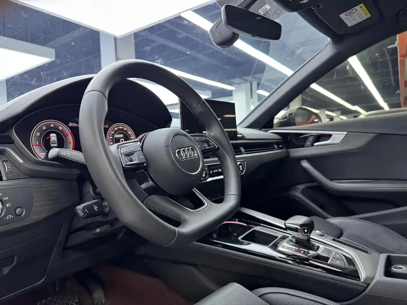 Audi A4L 2023 40 TFSI Fashion Dynamic Edition — миниатюра 7