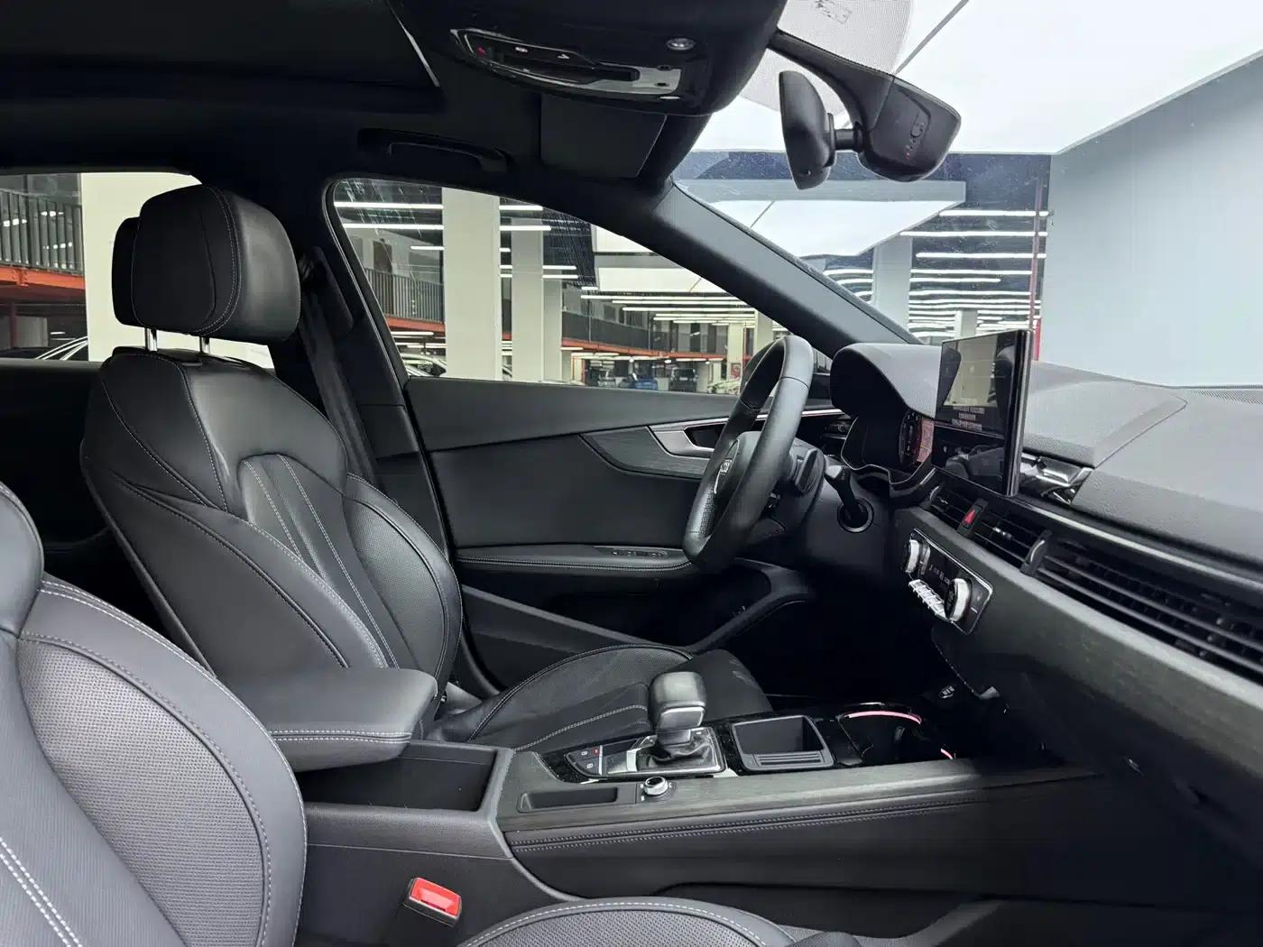 Audi A4L 2023 40 TFSI Fashion Dynamic Edition — миниатюра 8