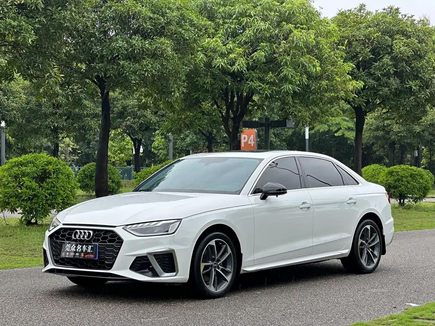 Audi A4L 2022 40 TFSI Fashion Dynamic Edition — миниатюра 1
