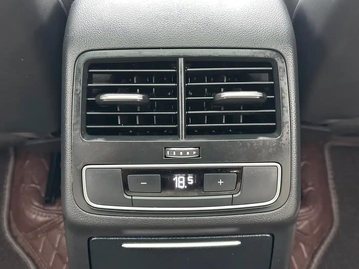 Audi A4L 2022 40 TFSI Fashion Dynamic Edition — миниатюра 22