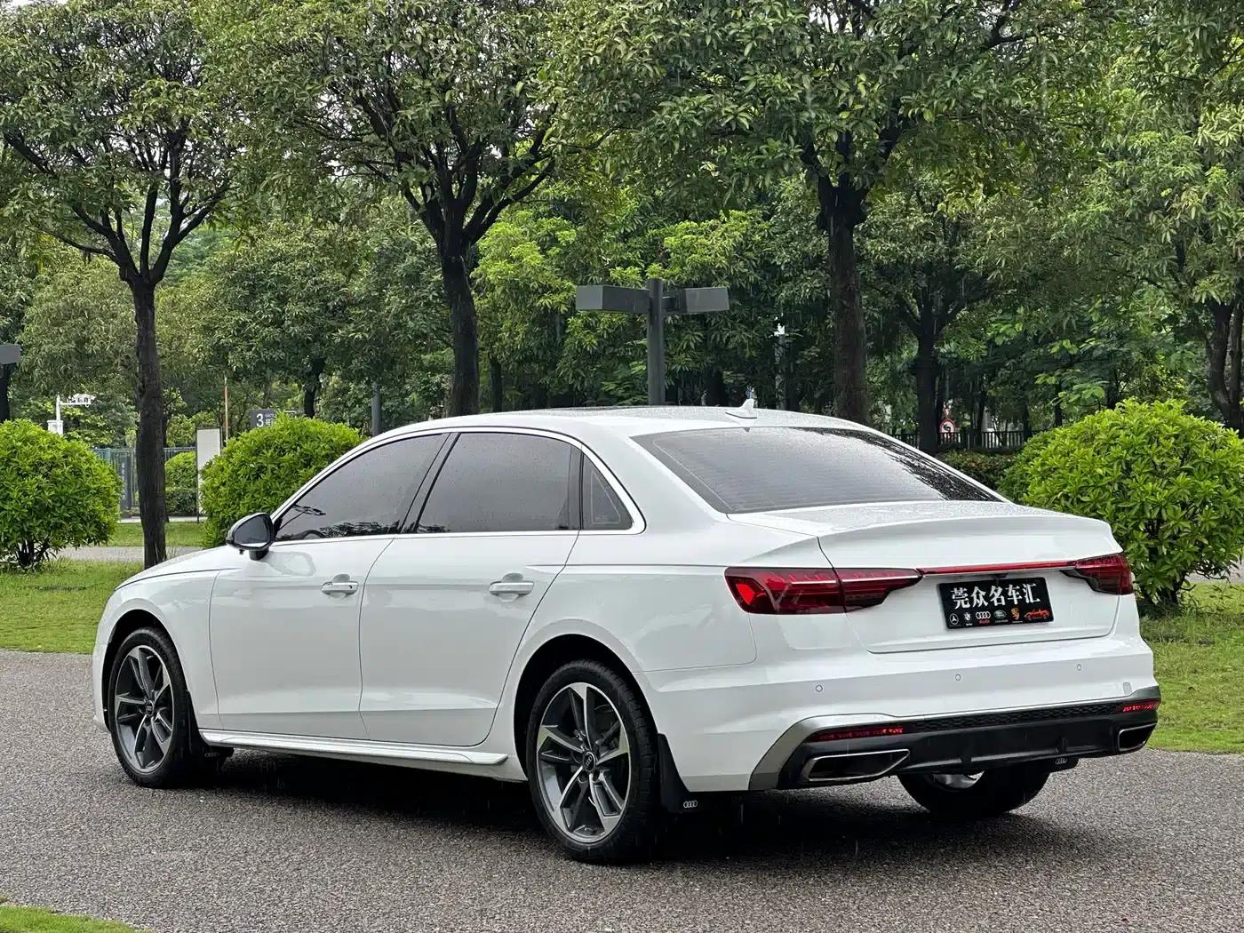 Audi A4L 2022 40 TFSI Fashion Dynamic Edition — миниатюра 6