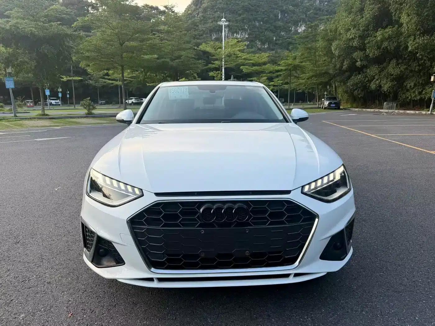 Audi A4L 2020 40 TFSI Fashion Dynamic Edition — миниатюра 1